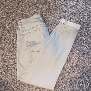 YMI wannabettabutt Khaki skinny cropped pants